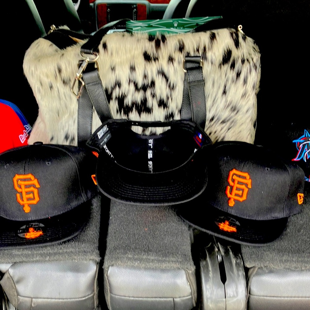 New Era San Francisco Giants SnapBack hat 3 availed 1 for 17 or for $30